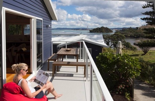 Whangarei Heads Apartment | Personalised, boutique, beachfront accommodation.
