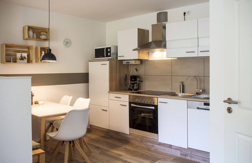 Borstendorf Apartment | Persons 4 + 1, very family friendly, children <2 y. 0 €, 2-4y. 5 € / night, in the Erzgebirge