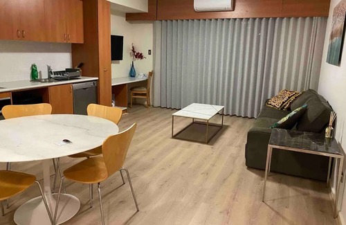 Ascot Apartment | PERTH ASCOT QUAYS - STUNNING VIEWS