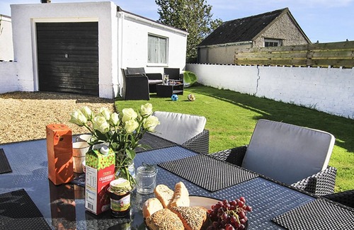 Edern Cottage | PERTHI, pet friendly, with open fire in Morfa Nefyn
