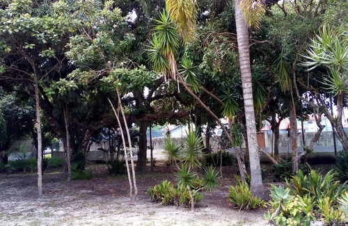 Peruibe House | PERUÍBE: House 500 meters from the beach - Recanto; Ruins of Abarebebê.