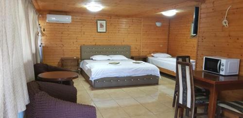 Giurgiu County Cabin | Pescuit la Conac