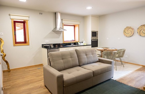 Amarante House | Peso Village