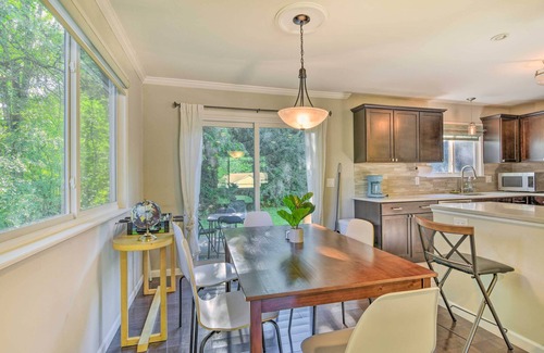 West Bloomfield House | Pet-Friendly Michigan Home: 5 Mi to State Park!