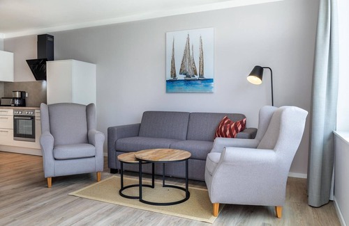 Reppenhagen Apartment | Pet-free, ultra-modern non-smoking apartment with loggia on the Baltic Sea -