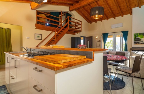 Solicchiata Villa | Pet-Friendly Villa "Tuccios" with Garden, Terrace & Wi-Fi
