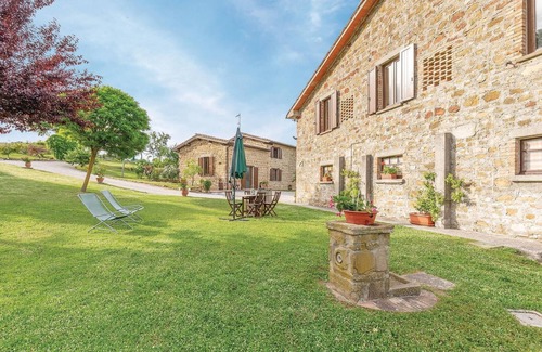 Monteluiano Apartment | Pet friendly apartment