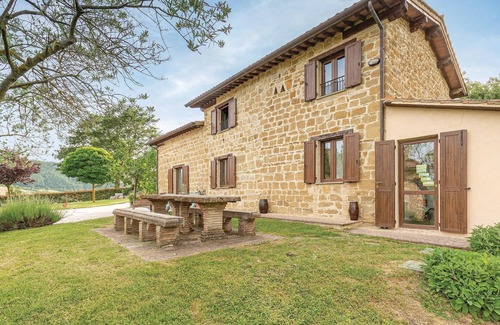 Monteluiano Apartment | Pet friendly apartment