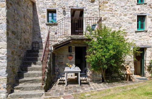 Montecopiolo Apartment | Pet friendly apartment