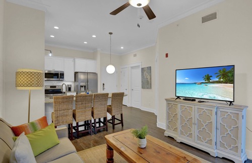 King City Condo | Pet Friendly, Updated 1 Bedroom Getaway at Ocean Suites