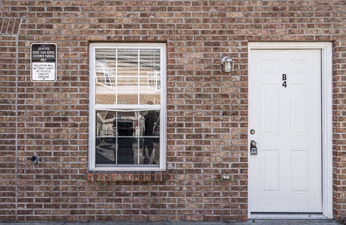 Clarksville House | Pet Friendly, 15 Minutes to Fort Campbell-B4