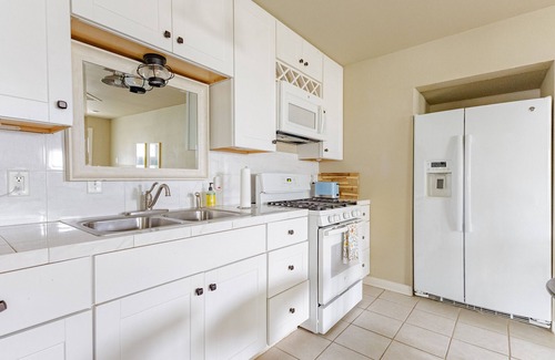 Seguin House | Pet-friendly 1BR Cottage Retreat w/Outdoor BBQ