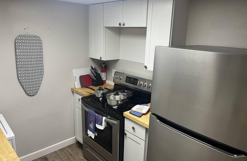 Clovis Condo | Pet Friendly! 1st Floor! Walking Distance to Shopping & Dining