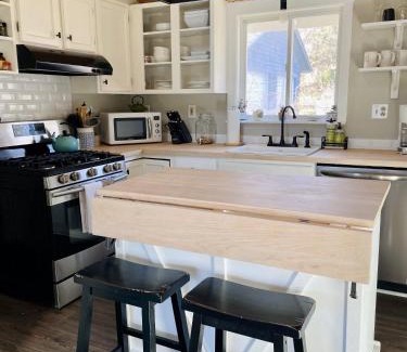 Southwest Harbor House | Pet Friendly 2 BR House in Southwest Harbor! [Hillside Cottage]