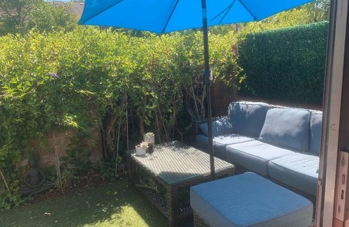 Santa Rosa House | Pet Friendly 2 bedroom Sunny Peaceful Townhome