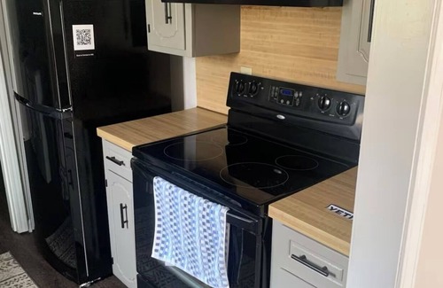 Nashboro Village House | Pet-friendly 2-bedroom duplex close to BNA with fast WiFi