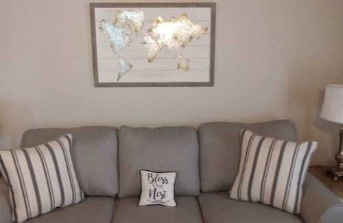 Clayton House | Pet Friendly 2 Bedroom Home in Downtown Clayton