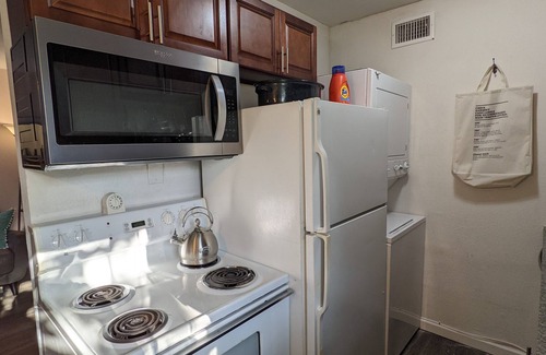 Fort Worth Apartment | Pet Friendly 2nd Floor Apt in Historic Southside