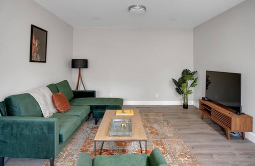 Cupertino House | Pet-Friendly 3BR House in Cupertino + Yard