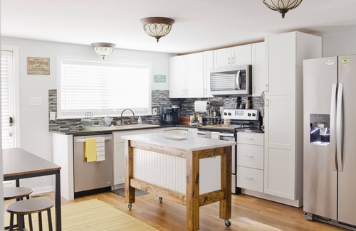 Alexander City House | Pet-Friendly 3BR | Family Comfort + Cozy Vibes