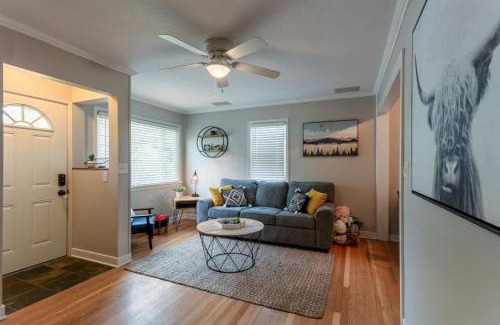 Coeur d'Alene House | Pet-Friendly 4BR Home Fall Savings on Long Stays