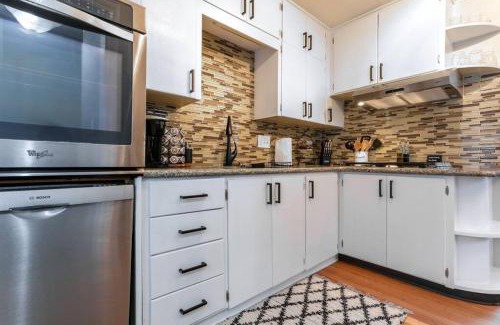 Coeur d'Alene House | Pet-Friendly 4BR Home Fall Savings on Long Stays