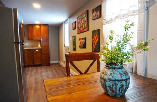 Keene House | Pet Friendly and Close to Local Favorites
