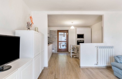 San Sebastiano Apartment | Pet-Friendly Apartment Edik with Mountain View & Terrace