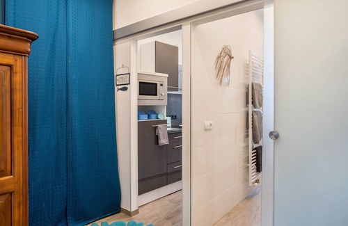Badenscheuern Apartment | Pet-Friendly 'Apartment Spa' with Balcony and Wi-Fi