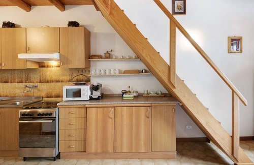 Borzonasca Apartment | Pet-Friendly Apartment with Mountain View & Shared Pool