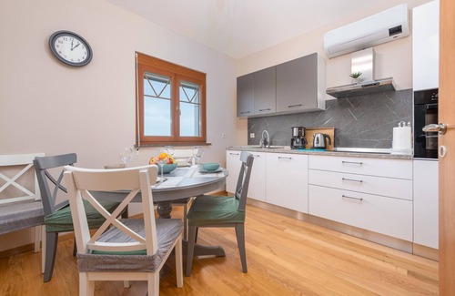 Zdrelac Apartment | Pet friendly apartment in Zdrelac