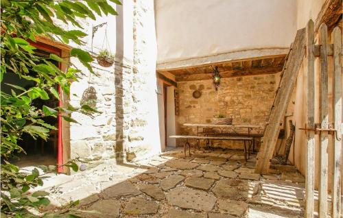 Montecopiolo Apartment | Pet Friendly Apartment