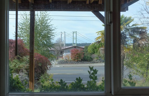 West End Apartment | Pet Friendly Apartment with views!