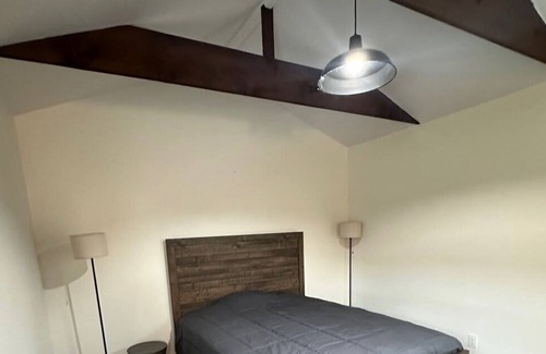 Lake Wohlford Apartment | Pet Friendly Apt B. North of San Diego