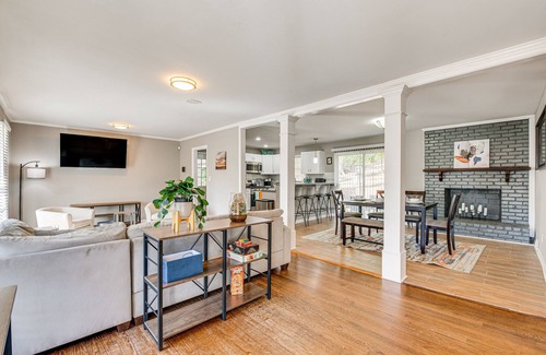 Atlanta House | Pet-Friendly Atlanta Retreat w/2 Bicycles