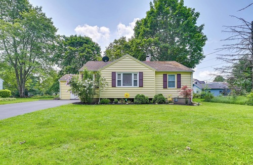 Auburn Cottage | Pet-friendly Auburn Home Near Owasco Lake!