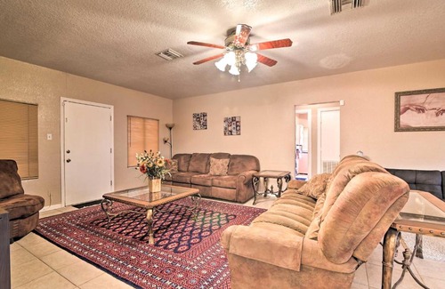 Auburndale House | Pet-Friendly Auburndale House with Lake Views!