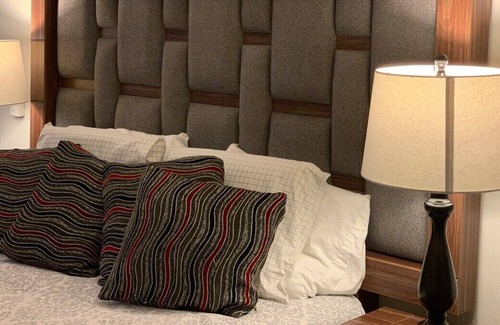 Valle Dorado Apartment | Pet-friendly | BBQ | Pool | 10min awat from beach