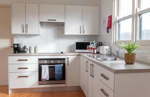 Tootgarook House | Pet friendly beach home #1 - 250m flat walk to beach & Capel Sound boat launch