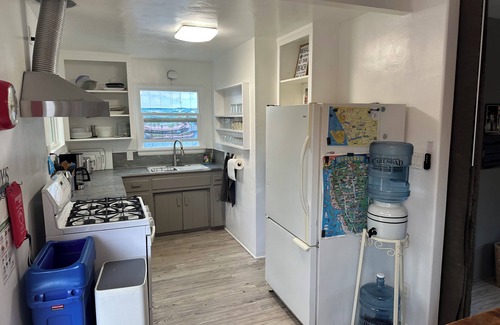 Carlsbad Cottage | Pet Friendly Beach Cottage - Walk to town and beach STVR PERMIT BLRE1241169