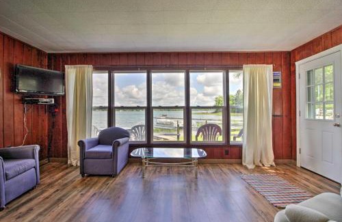 Dent House | Pet-Friendly Beachfront Dent Cabin with Grill!