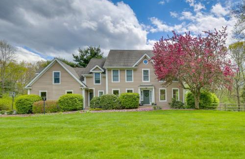 Lagrangeville House | Pet-Friendly Beacon Area Vacation Rental 6 Acres