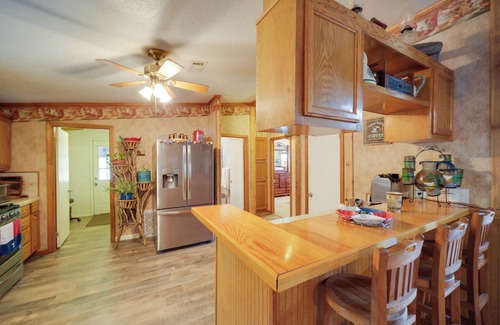 Blanco House | Pet-Friendly Blanco Home w/Private Deck!
