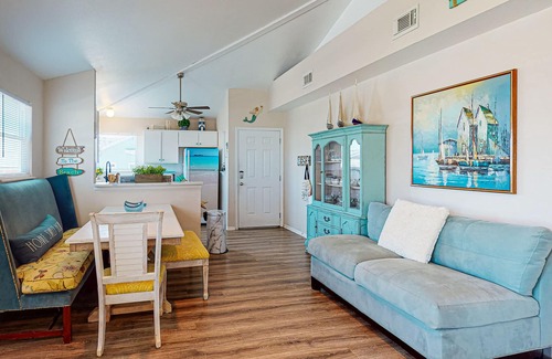 Sand Point House | Pet Friendly, Boardwalk, Glimpse of Ocean from Deck