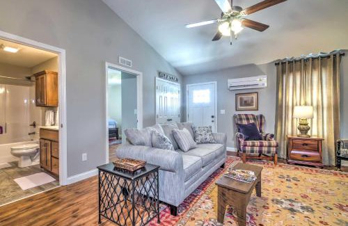 Brownsville Apartment | Pet-Friendly Brownsville Retreat with Porch!