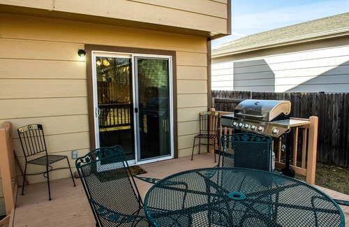 Northeast Colorado Springs House | PET FRIENDLY: COZY GETAWAY, CENTRALLY LOCATED