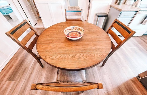 Colorado Springs House | Pet Friendly/Cozy 4-bedroom home/3 King Beds/Mins to Airport