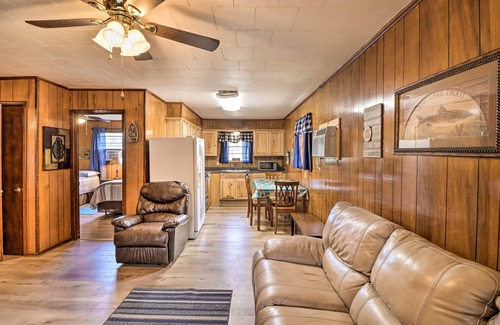 Greers Ferry Cabin | Pet-Friendly Cabin with Designated Boat Slip!