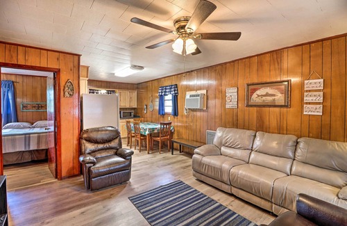 Greers Ferry Cabin | Pet-Friendly Cabin with Designated Boat Slip!