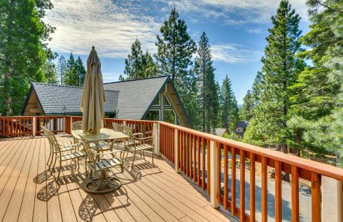 Lake Almanor West House | Pet-Friendly California Cabin with Beach Access